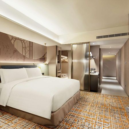 Отель Hilton Taipei Sinban New Taipei City Экстерьер фото