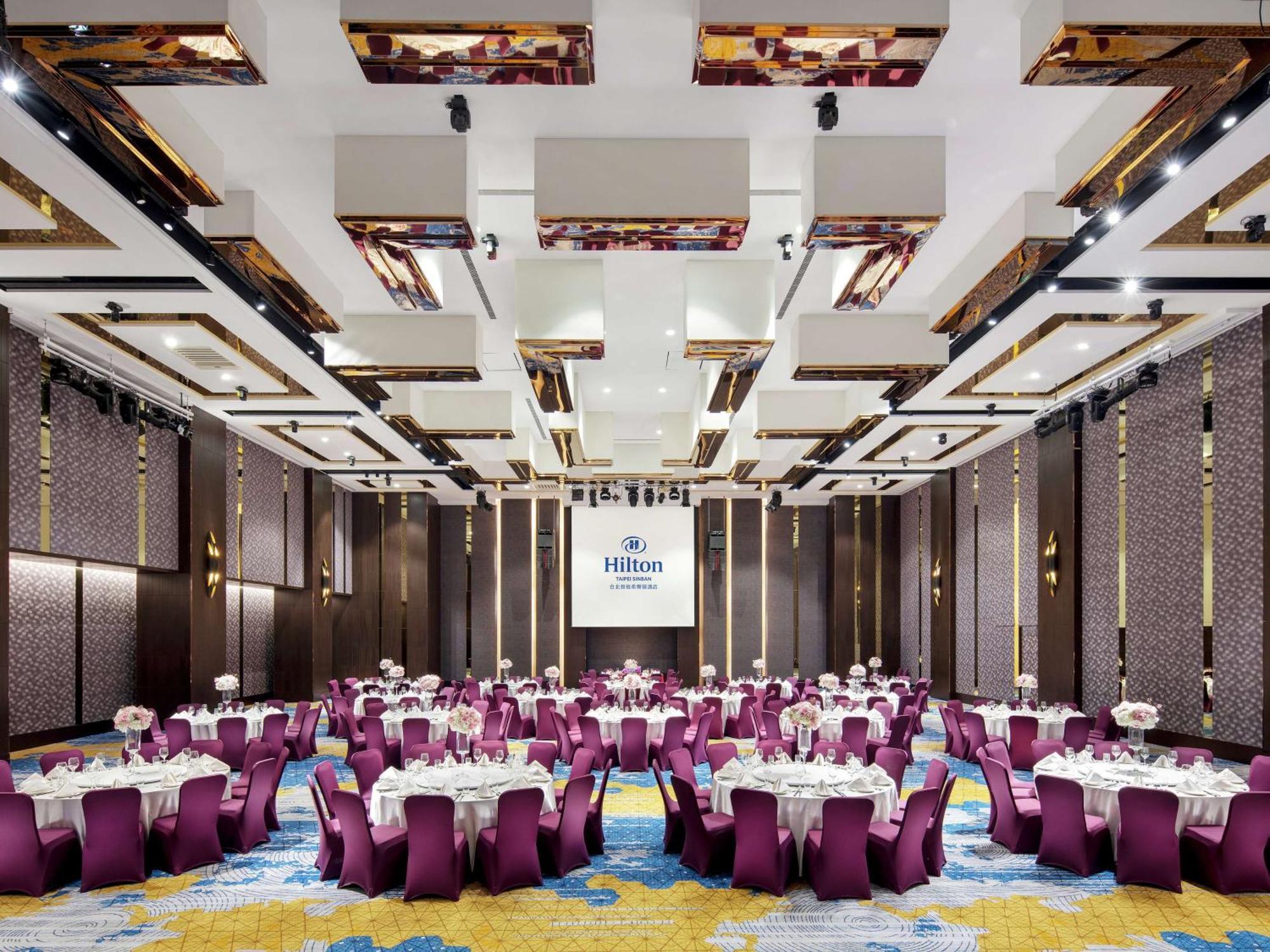 Отель Hilton Taipei Sinban New Taipei City Экстерьер фото