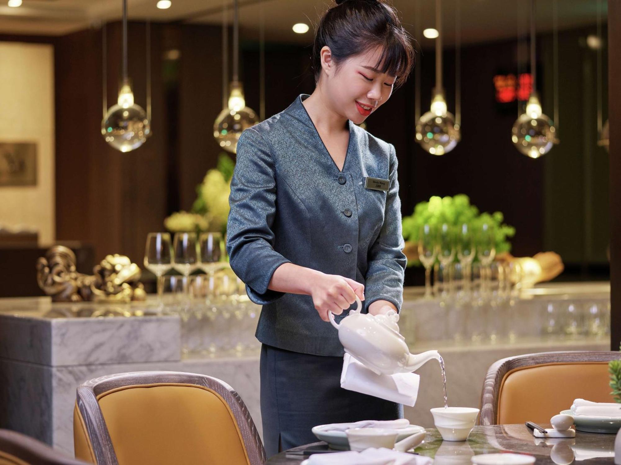Отель Hilton Taipei Sinban New Taipei City Экстерьер фото