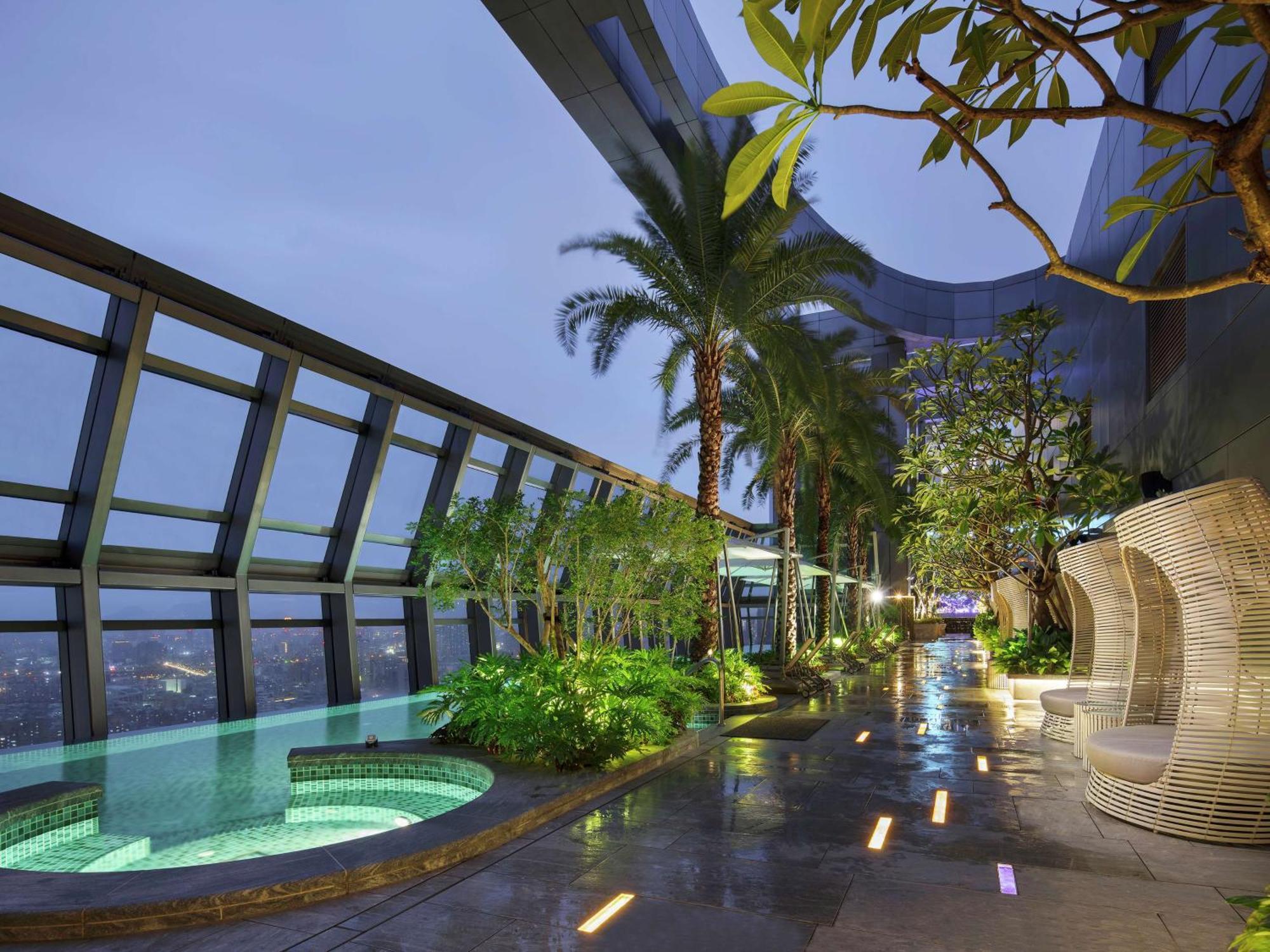 Отель Hilton Taipei Sinban New Taipei City Экстерьер фото