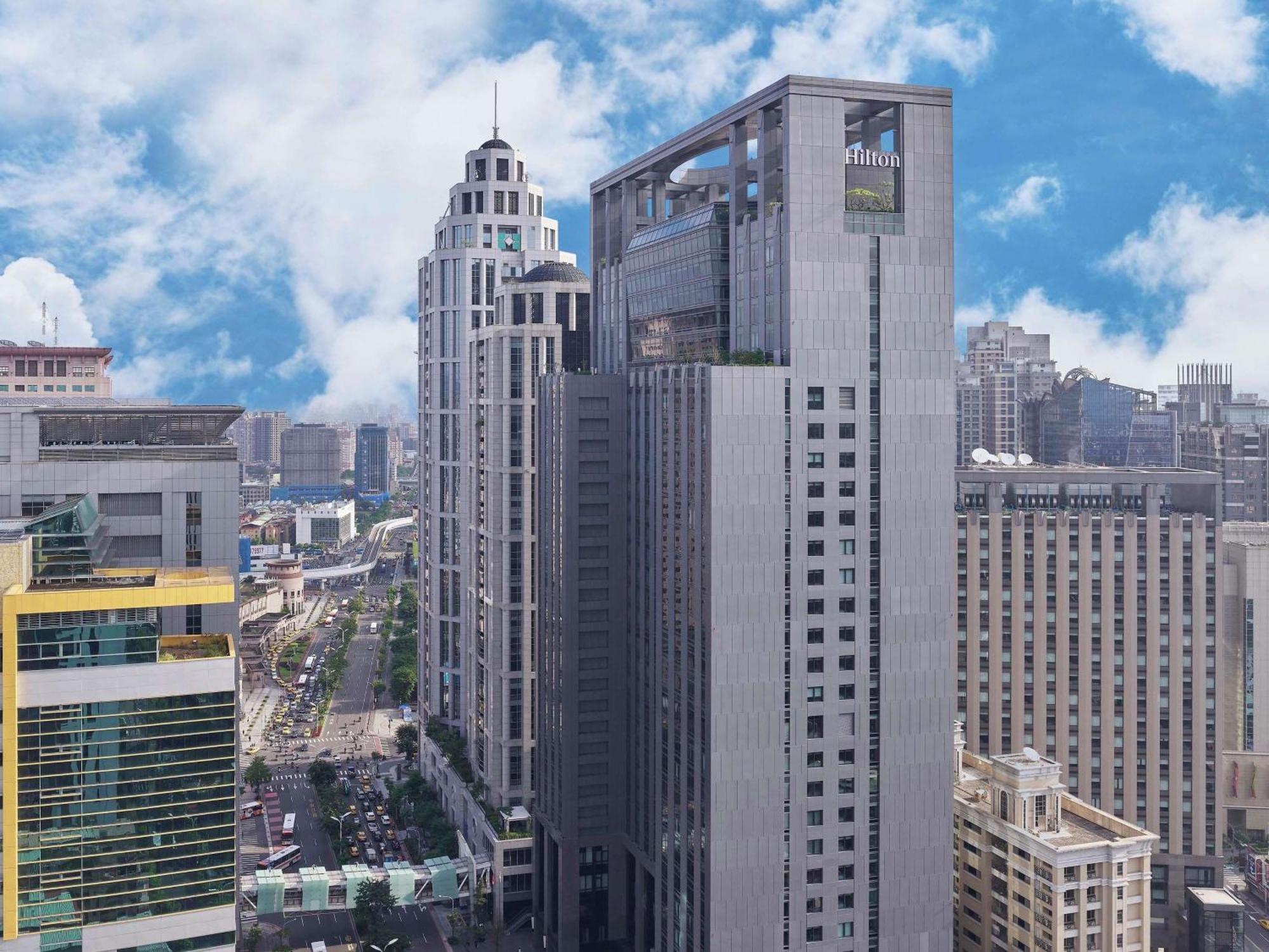Отель Hilton Taipei Sinban New Taipei City Экстерьер фото